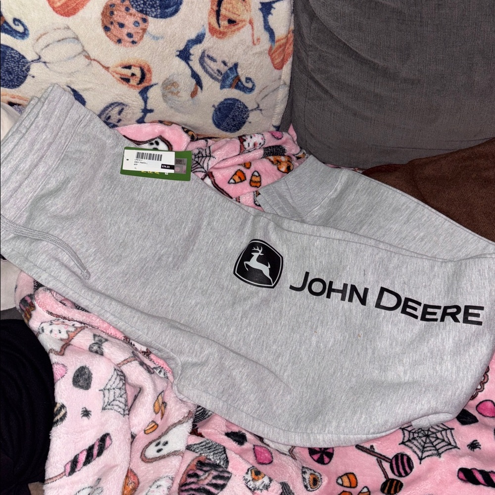 John Deere Grey Lounge Pants Large Men’s